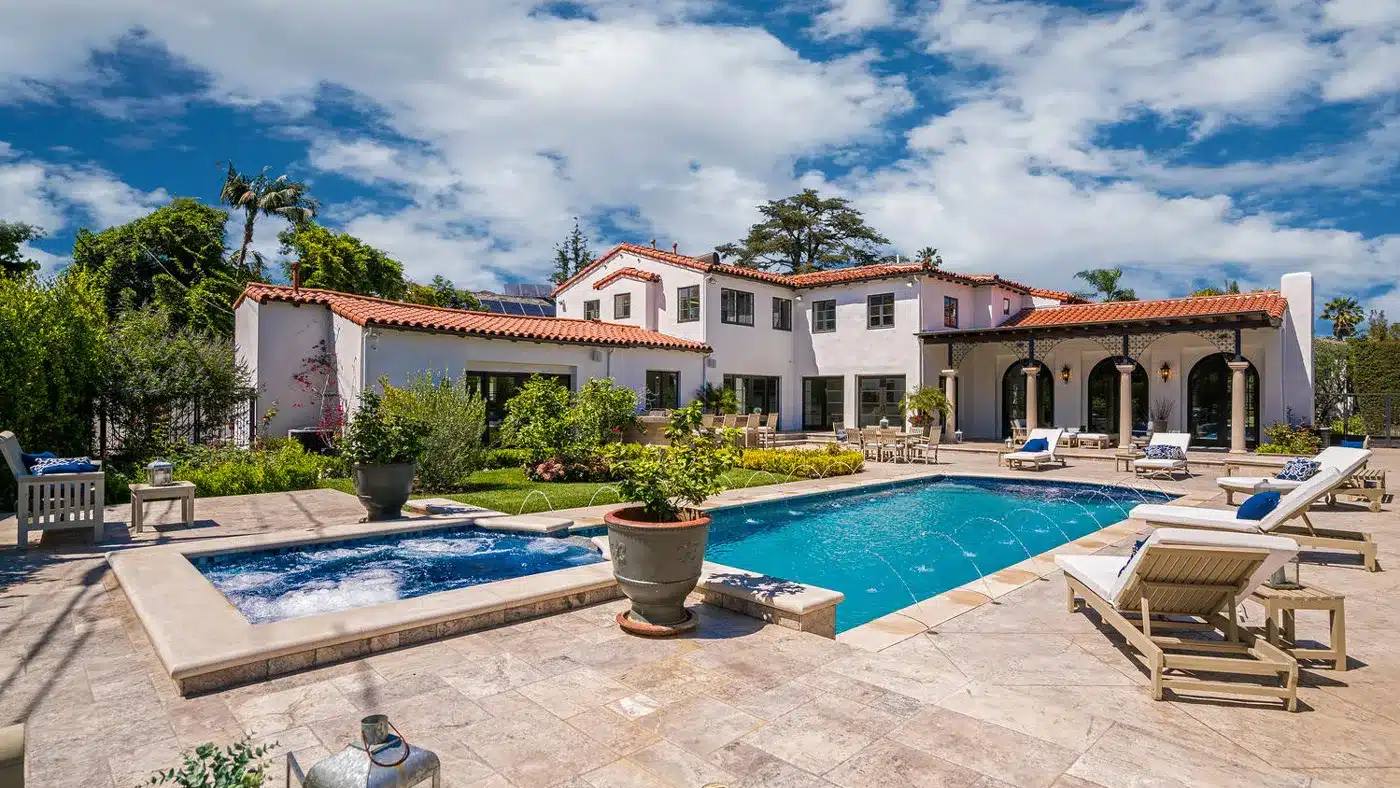 Resales properties for sale in Spain